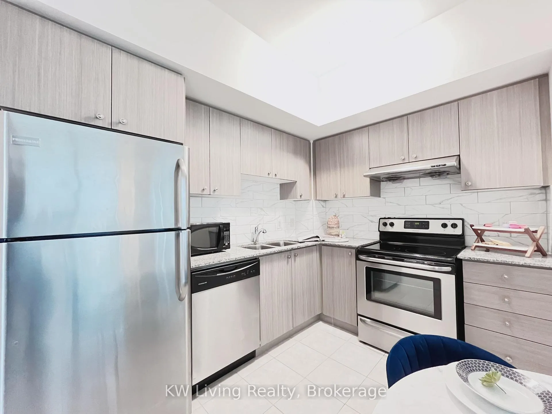 Photo 15 of Unit 706, 8323 Kennedy Road, Markham, Village Green-South Unionville — HOMEH