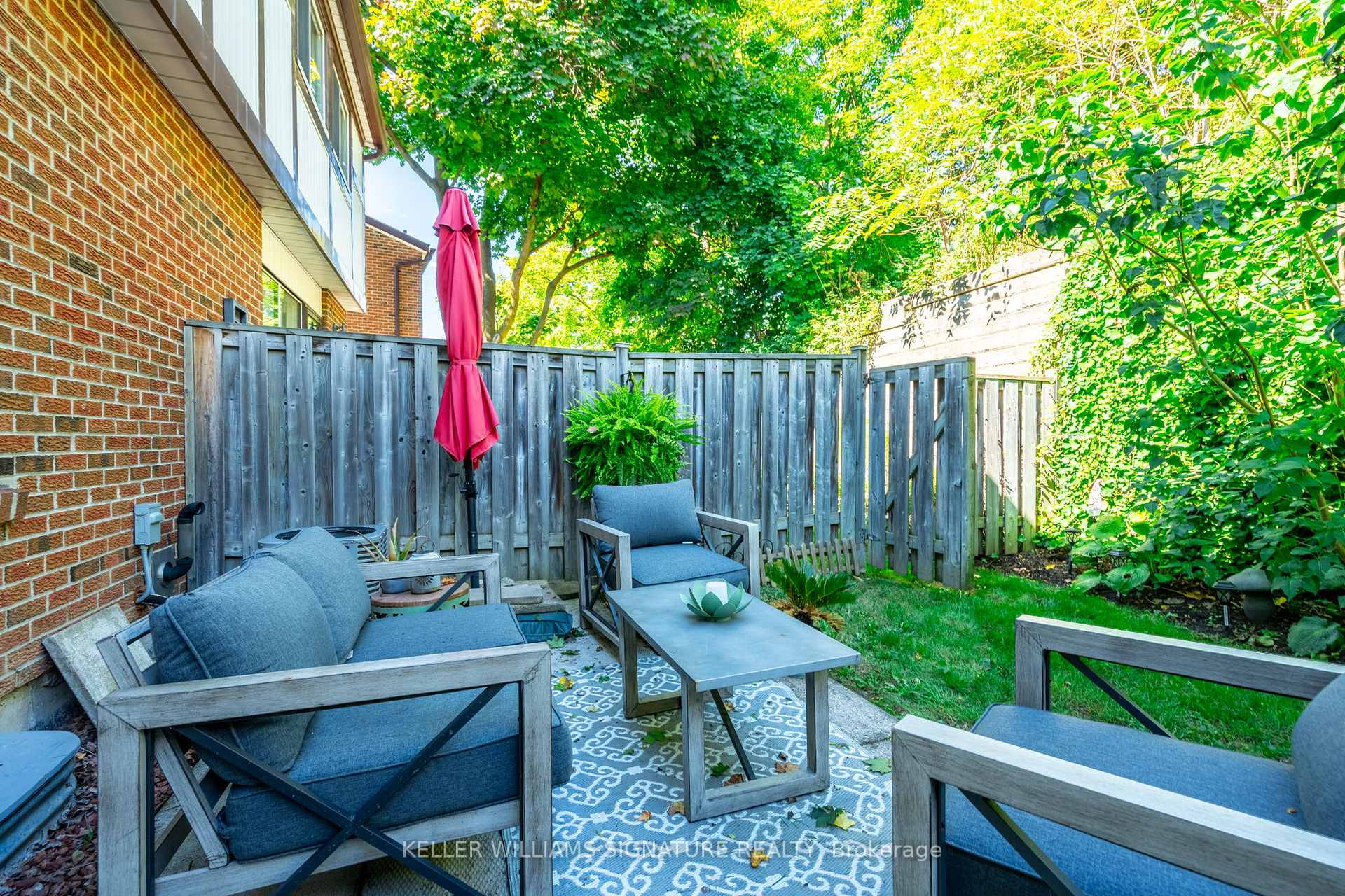 Photo 18 of Unit 29, 11 Burdock Lane, Hamilton, Dundas — HOMEH
