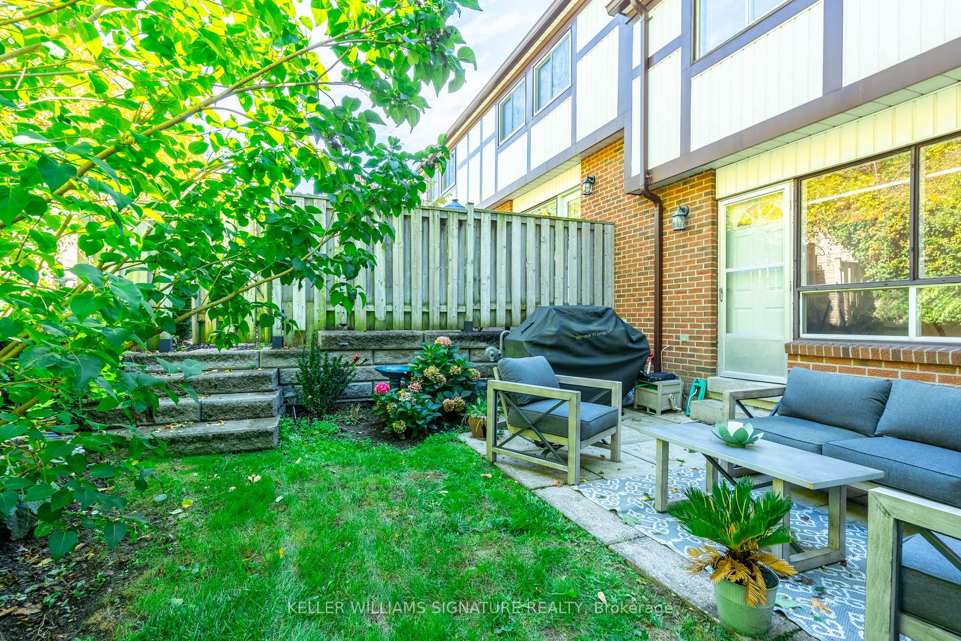 Photo 19 of Unit 29, 11 Burdock Lane, Hamilton, Dundas — HOMEH