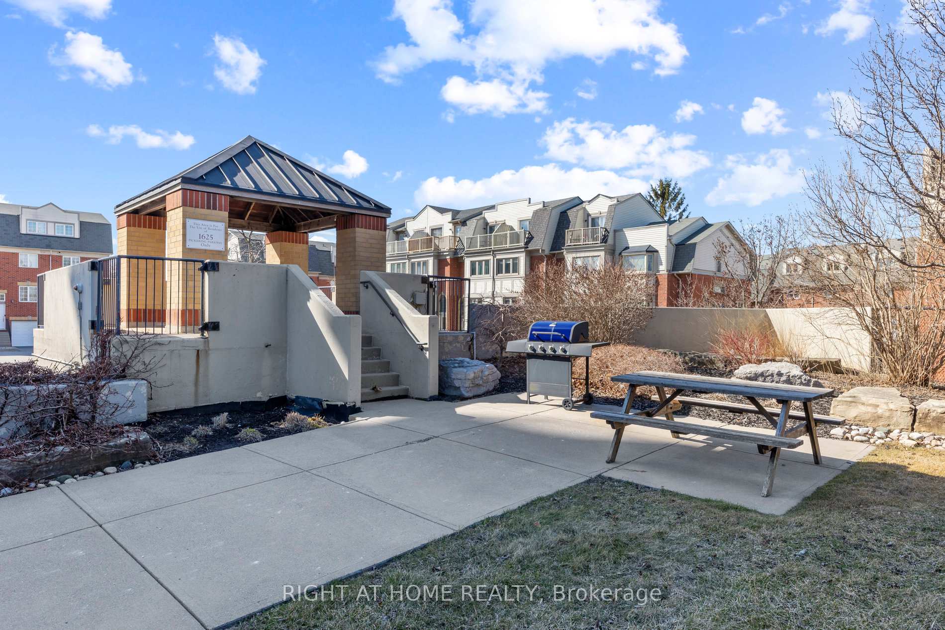 Photo 14 of Unit 1101, 1625 Pickering Parkway, Pickering, Village East — HOMEH