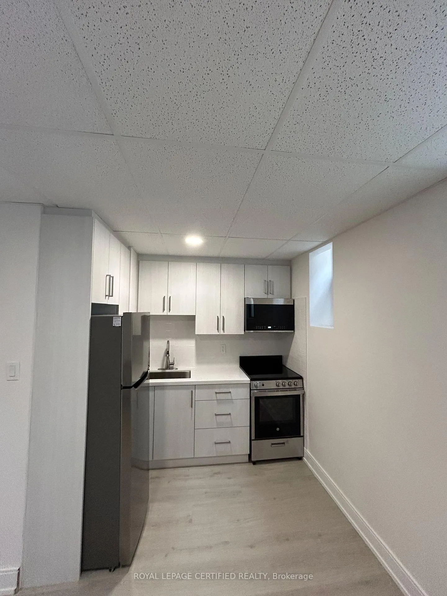 Photo 4 of Unit 107, 3474 Yonge Street, Toronto, Lawrence Park North — HOMEH
