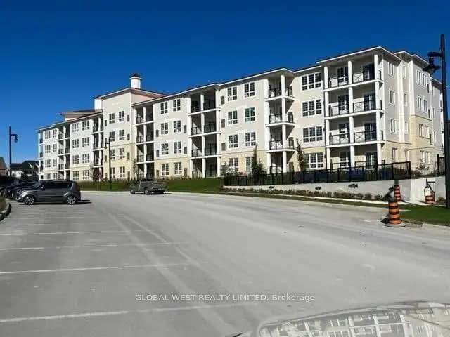 Photo 2 of Unit 209, 50 Lakebreeze Drive, Clarington, Newcastle — HOMEH