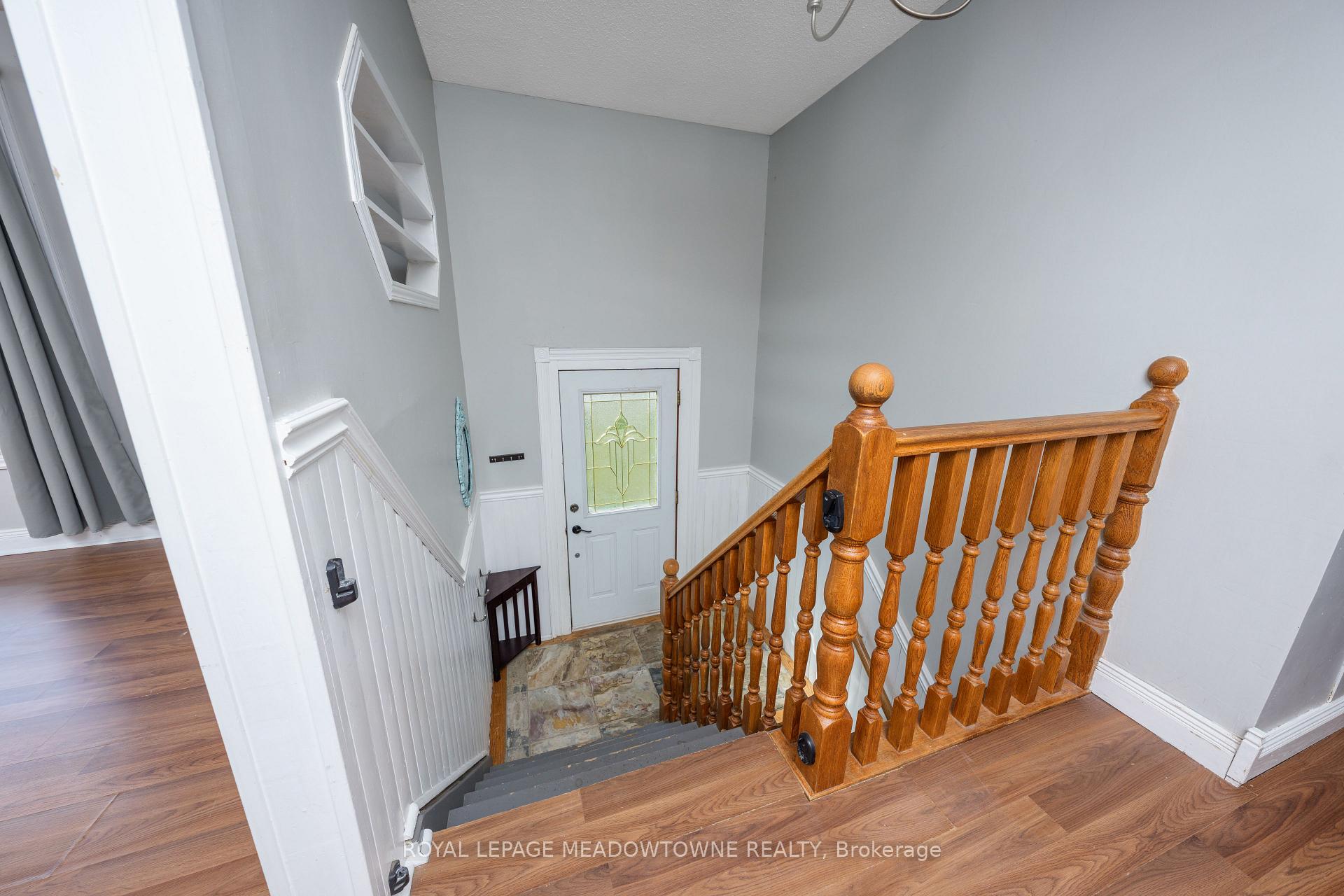 Photo 3 of 22 Douglas Crescent, Erin, Rural Erin — HOMEH