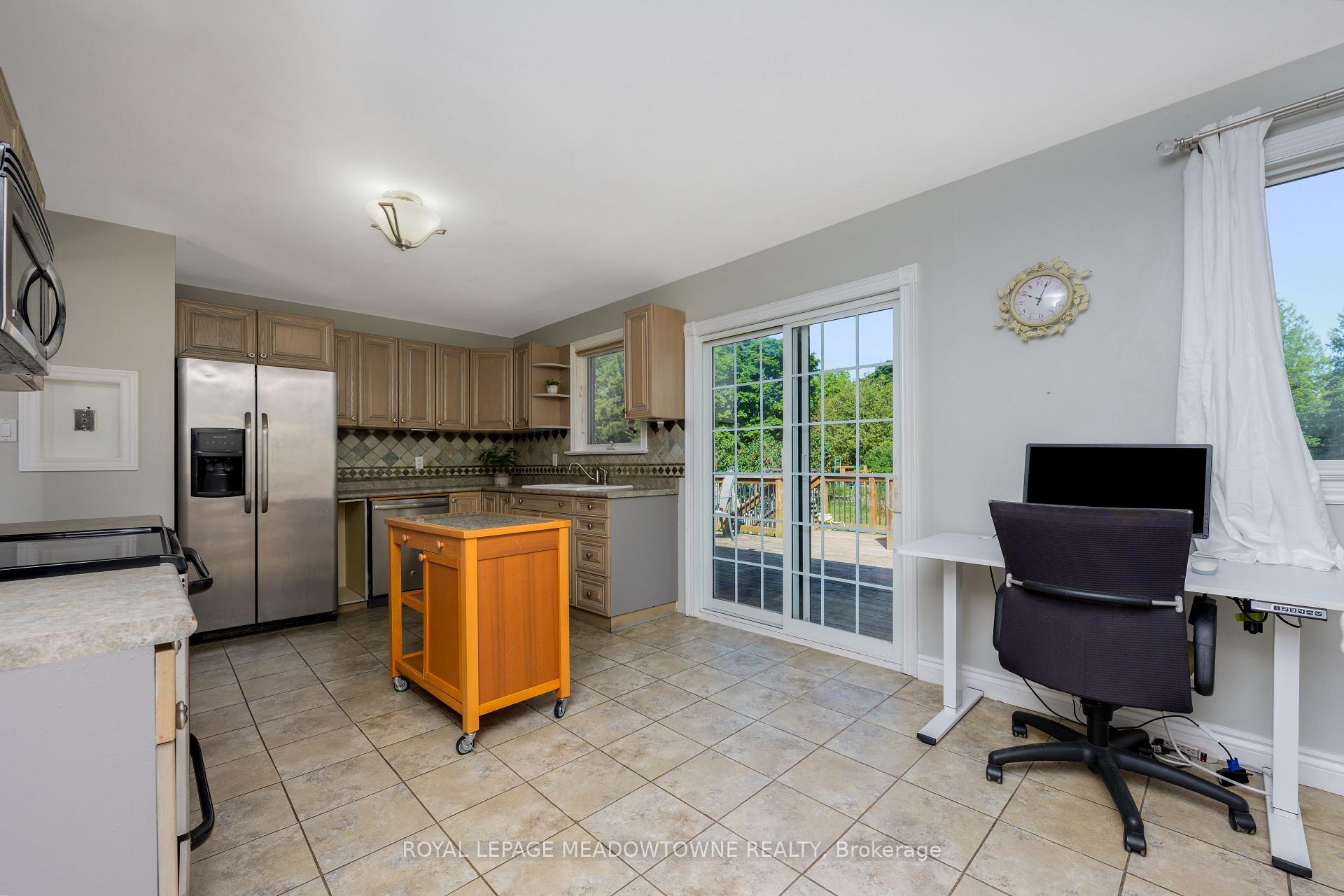 Photo 9 of 22 Douglas Crescent, Erin, Rural Erin — HOMEH