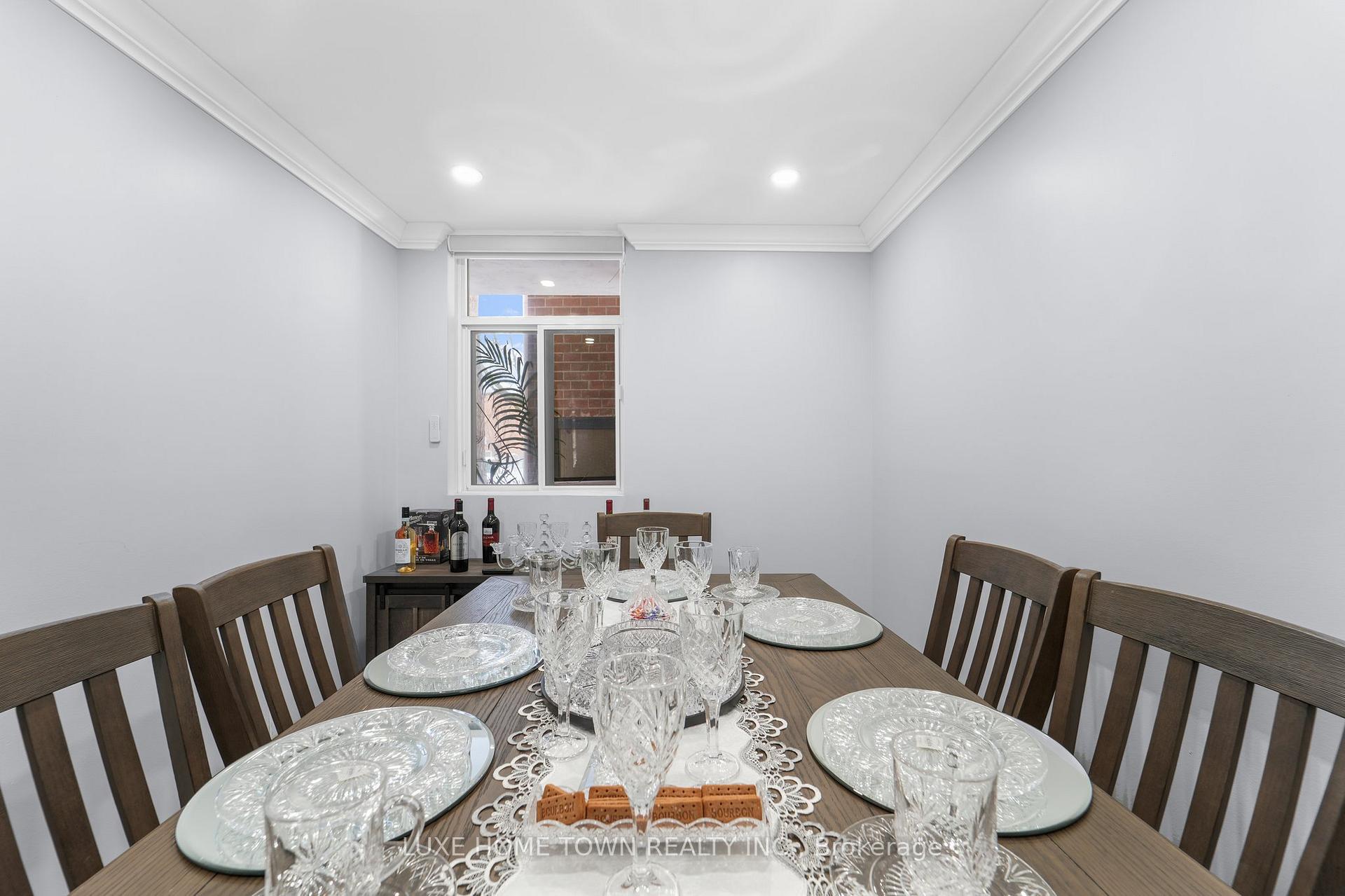 Photo 13 of Unit 121, 95 Leeward Glenway, Toronto, Flemingdon Park — HOMEH