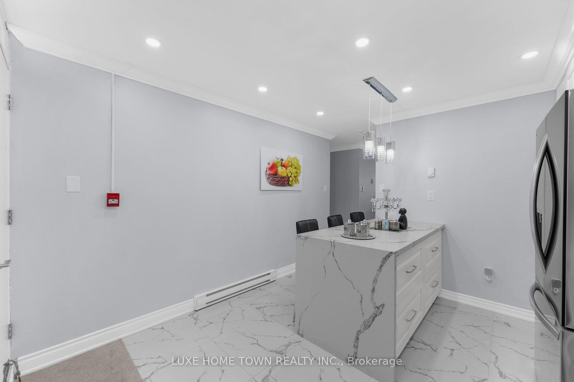 Photo 16 of Unit 121, 95 Leeward Glenway, Toronto, Flemingdon Park — HOMEH