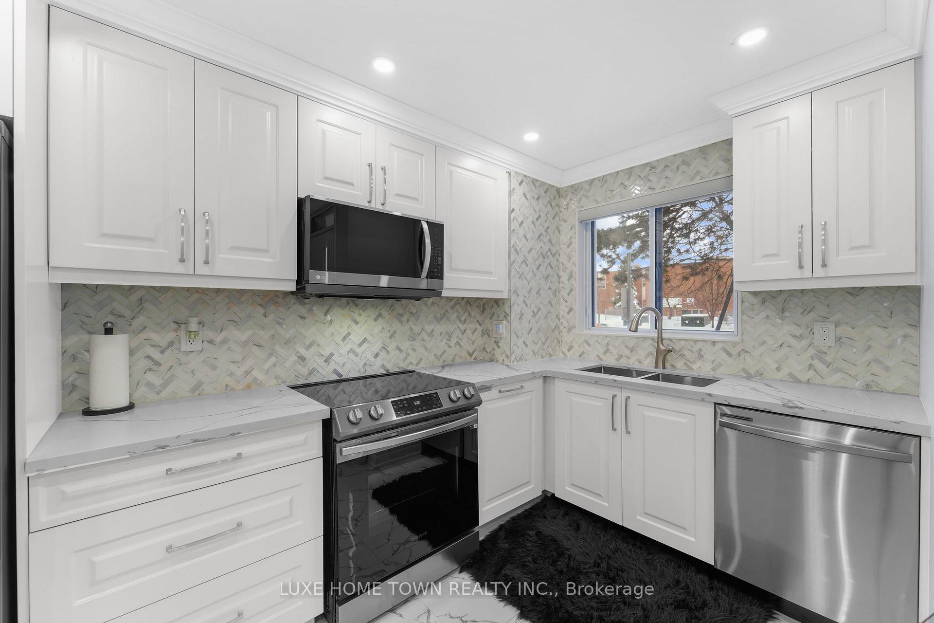Photo 19 of Unit 121, 95 Leeward Glenway, Toronto, Flemingdon Park — HOMEH