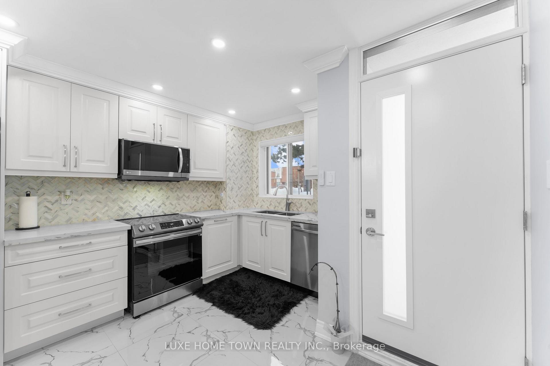 Photo 20 of Unit 121, 95 Leeward Glenway, Toronto, Flemingdon Park — HOMEH