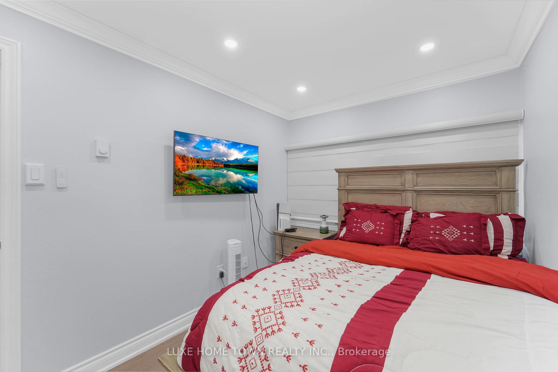 Photo 25 of Unit 121, 95 Leeward Glenway, Toronto, Flemingdon Park — HOMEH