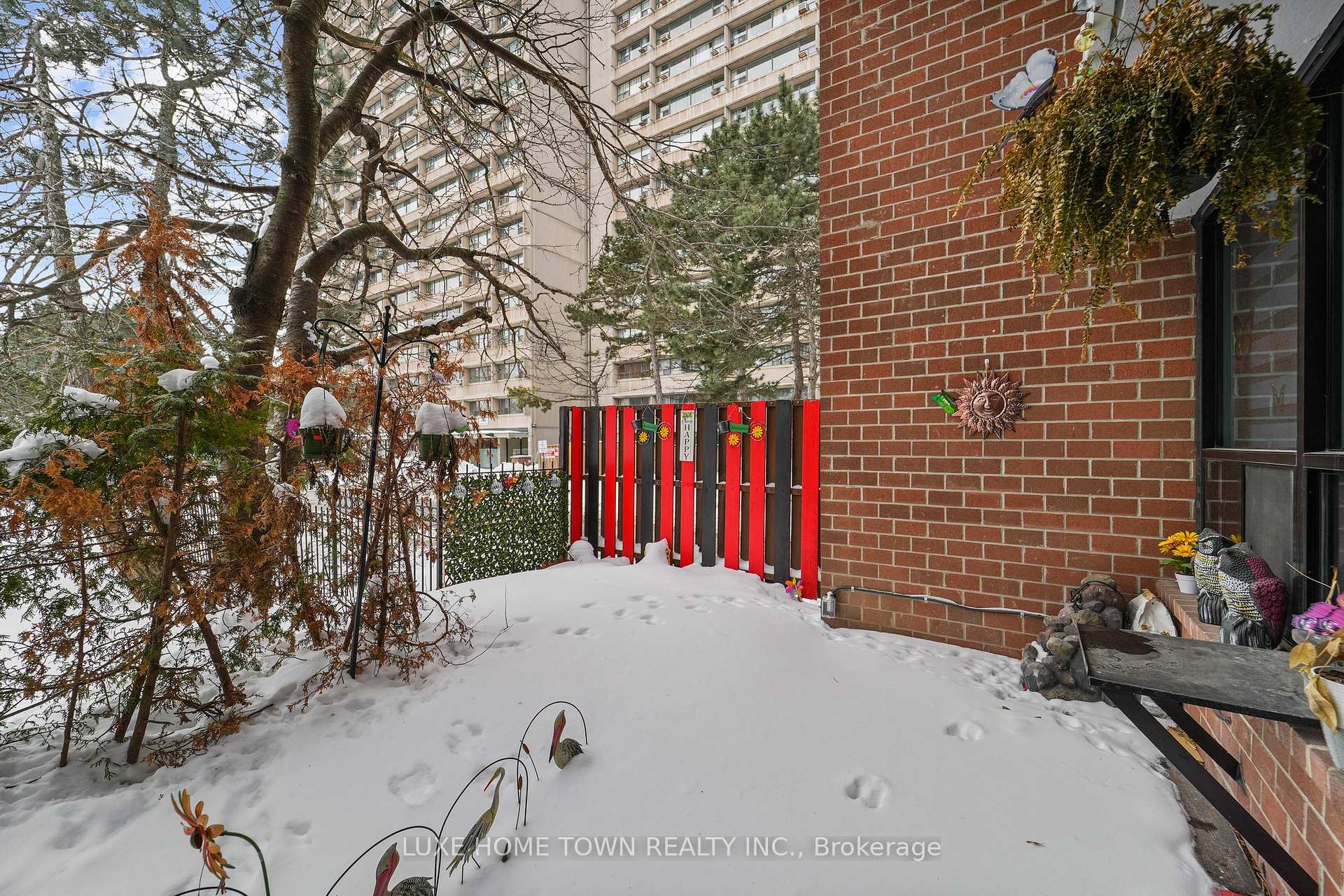 Photo 40 of Unit 121, 95 Leeward Glenway, Toronto, Flemingdon Park — HOMEH