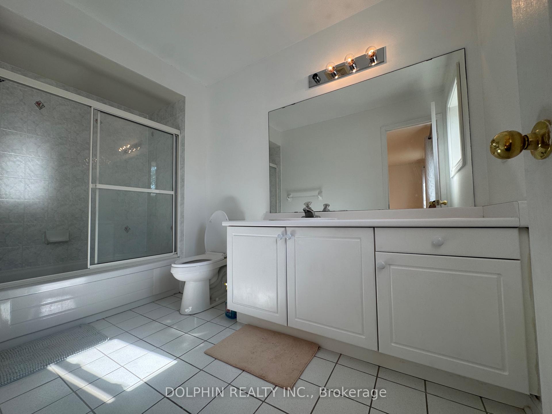 Photo 32 of 75 Torr Lane, Ajax, Central — HOMEH