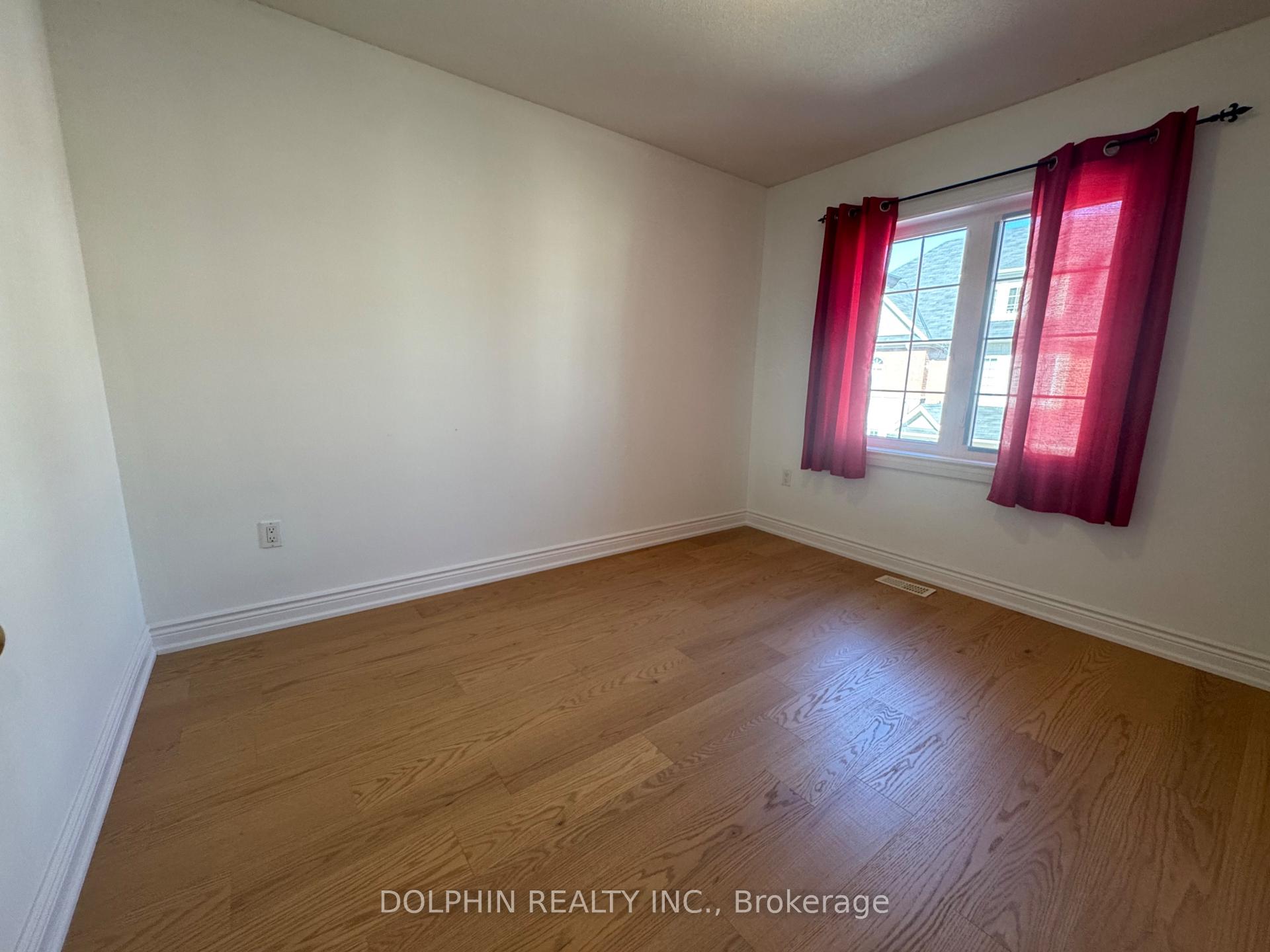 Photo 34 of 75 Torr Lane, Ajax, Central — HOMEH
