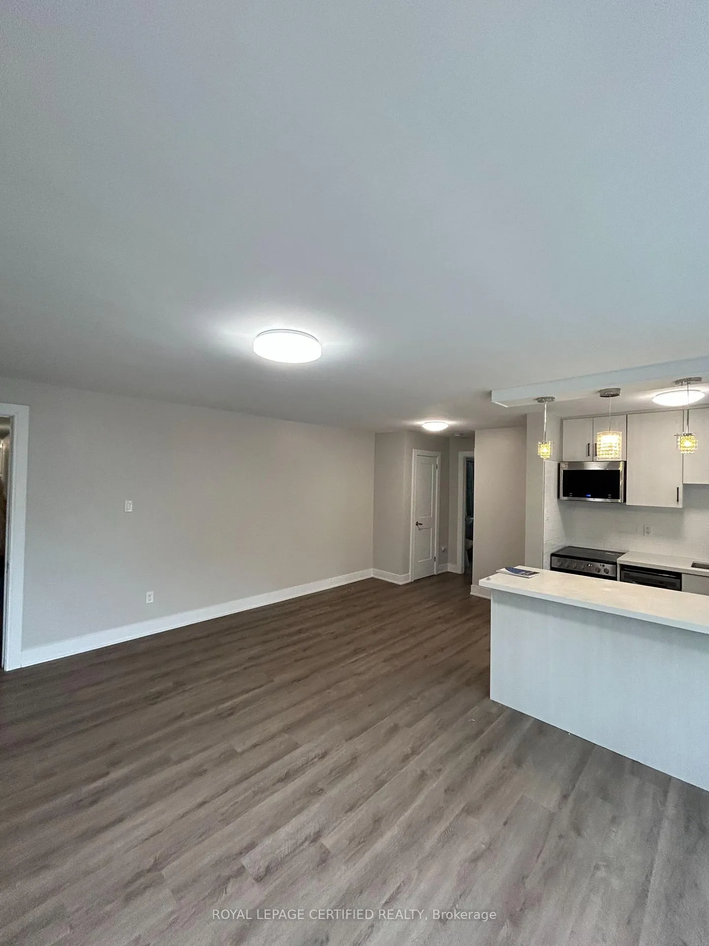 Photo 4 of Unit 117, 3474 Yonge Street, Toronto, Lawrence Park North — HOMEH