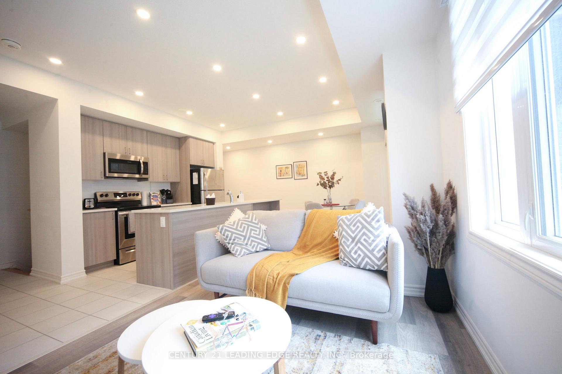 Photo 4 of Unit 38, 2570 Ladyfern Crossing, Pickering, Duffin Heights — HOMEH