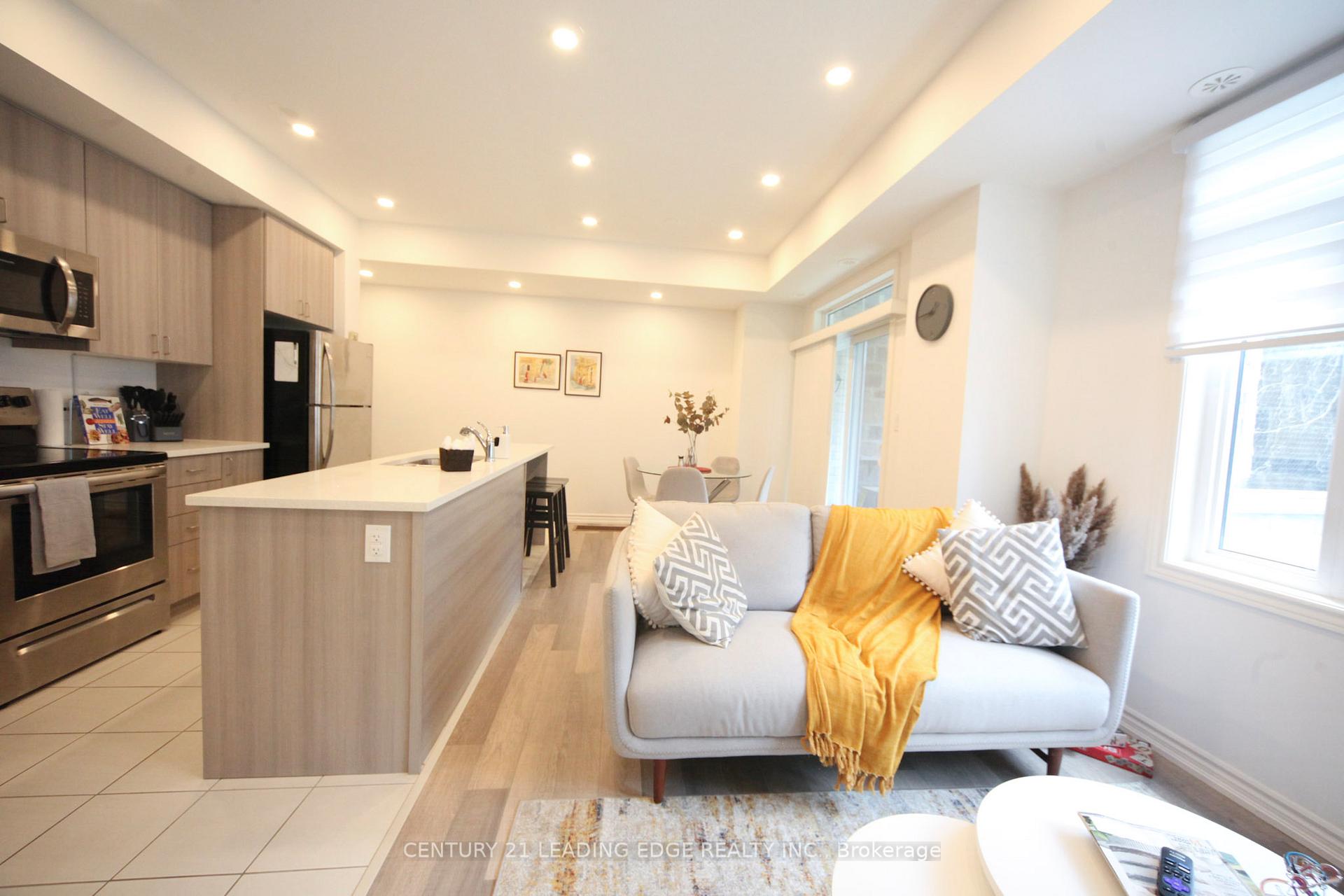 Photo 5 of Unit 38, 2570 Ladyfern Crossing, Pickering, Duffin Heights — HOMEH
