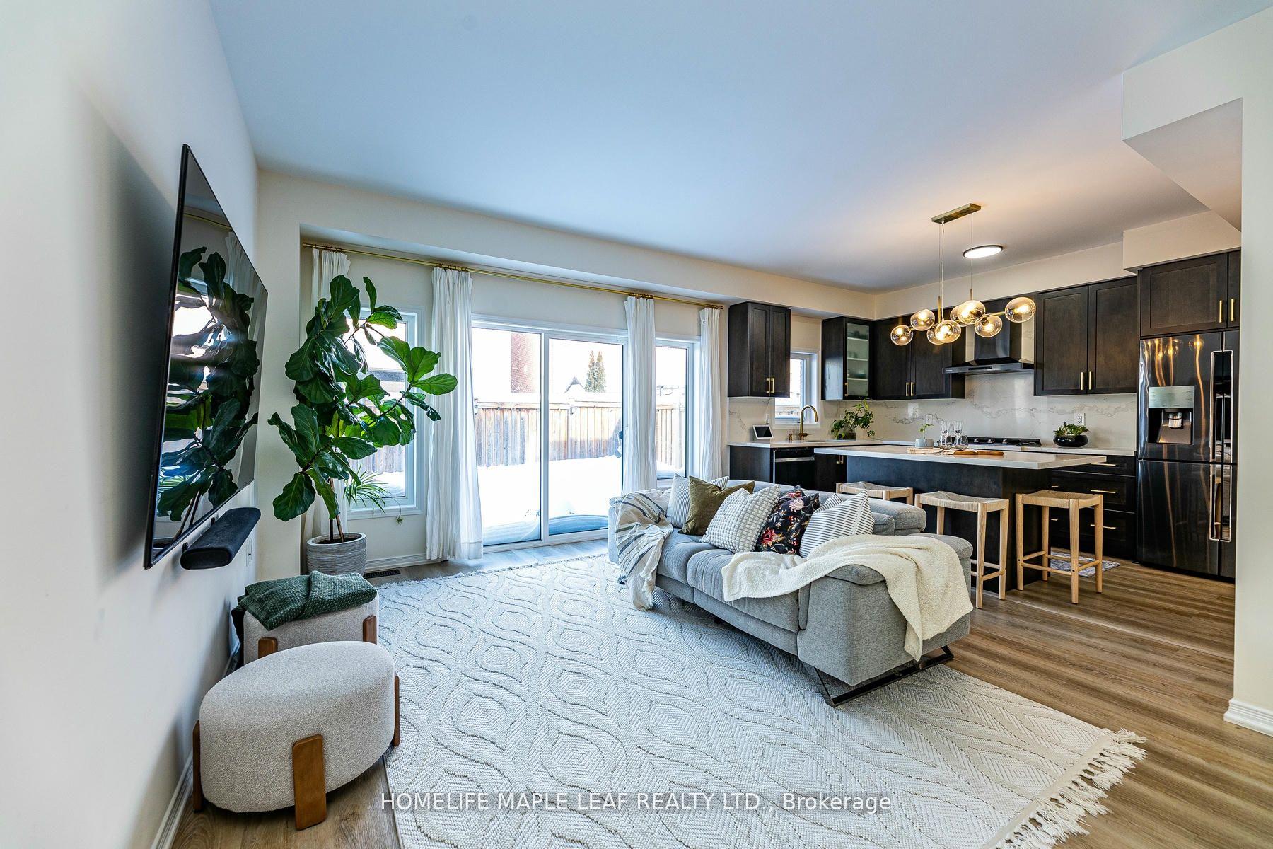 Photo 8 of 16 Mortlock Street, Ajax, Northeast Ajax — HOMEH