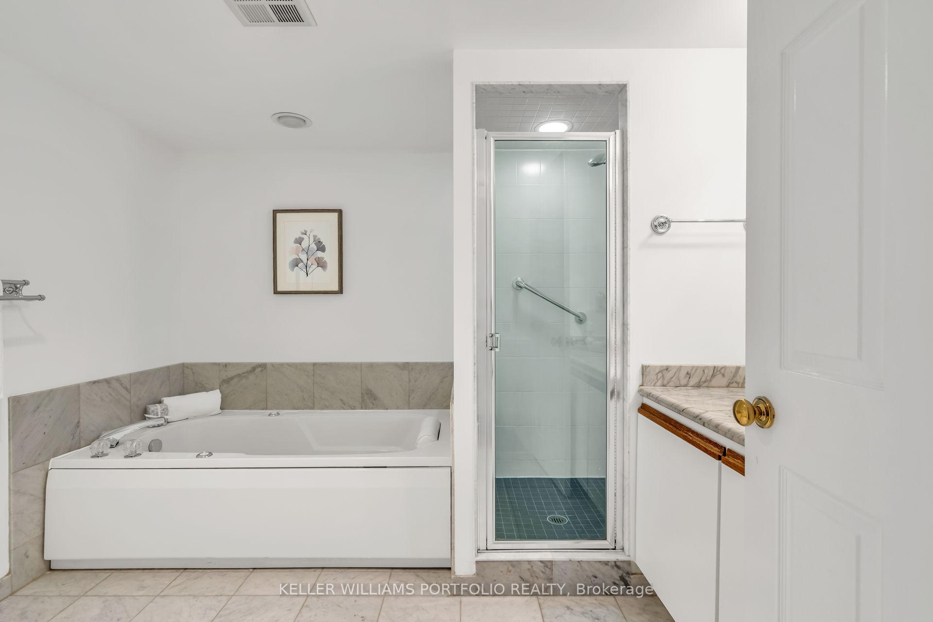 Photo 27 of Unit 708, 2900 Yonge Street, Toronto, Lawrence Park South — HOMEH
