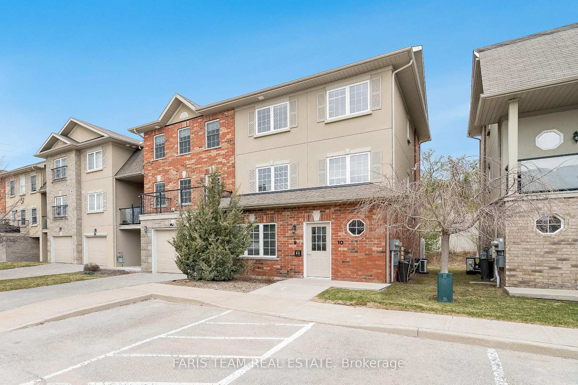 Front of Unit 9, 57 Ferndale Drive S