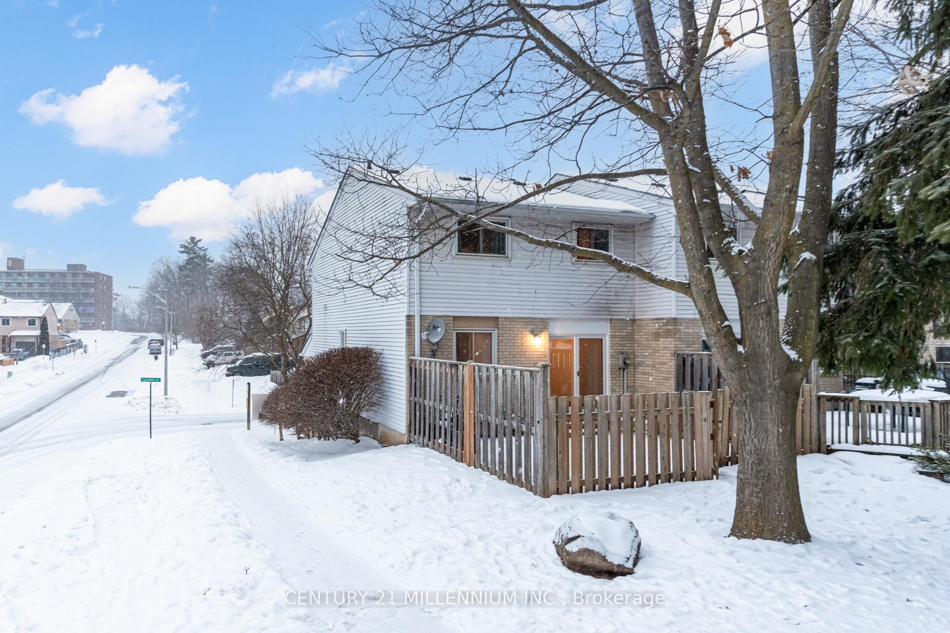 Photo 26 of Unit 37, 2 Lynden Circle, Halton Hills, Georgetown — HOMEH