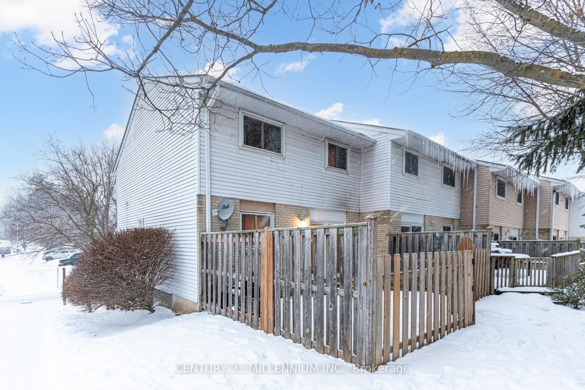 Photo 27 of Unit 37, 2 Lynden Circle, Halton Hills, Georgetown — HOMEH
