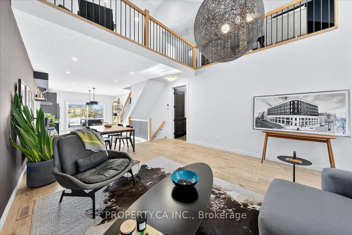 Front of Unit 9, 744 Nelson Street W