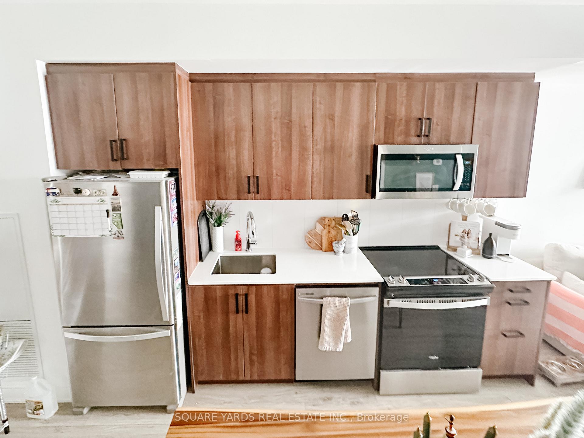 Photo 4 of Unit 419, 681 Yonge Street, Barrie, Painswick South — HOMEH
