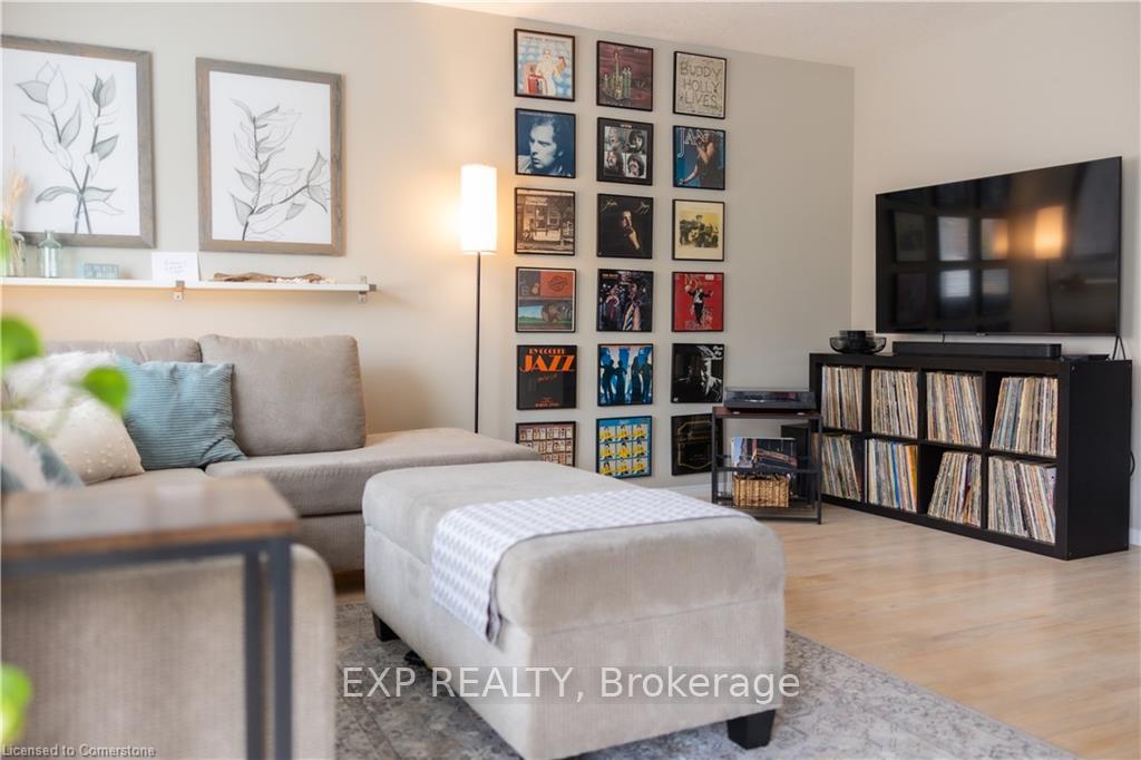 Photo 14 of Unit 17, 30 Bryan Court, Kitchener — HOMEH