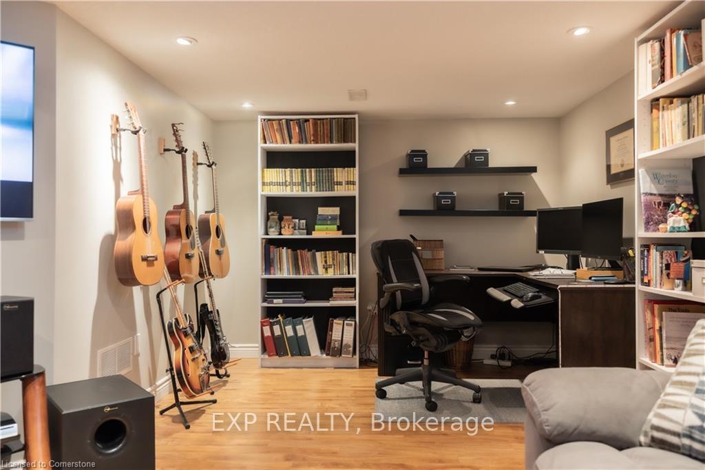Photo 32 of Unit 17, 30 Bryan Court, Kitchener — HOMEH