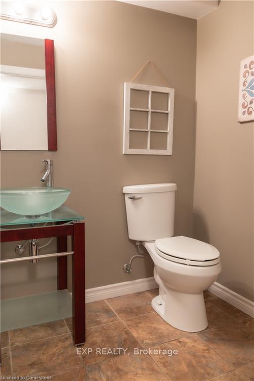 Photo 33 of Unit 17, 30 Bryan Court, Kitchener — HOMEH