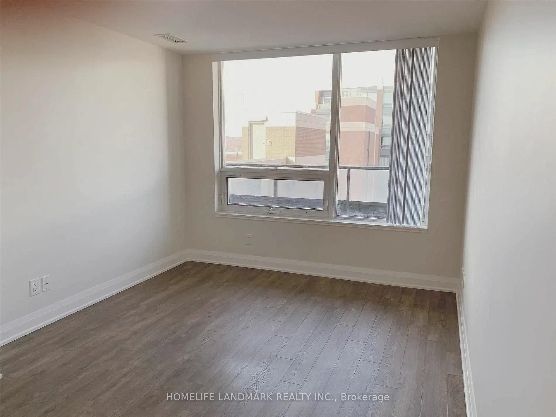 Photo 5 of Unit 827, 18 Uptown Drive, Markham, Unionville — HOMEH