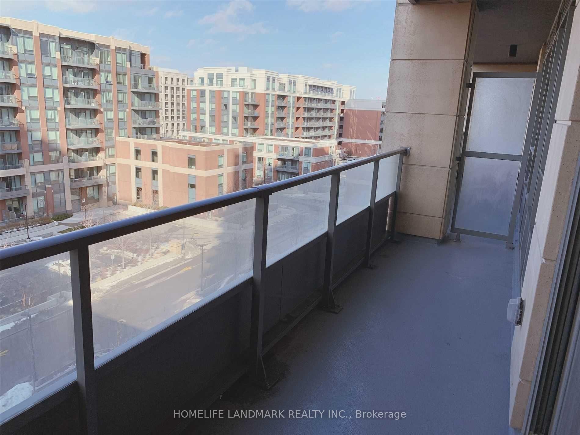 Photo 8 of Unit 827, 18 Uptown Drive, Markham, Unionville — HOMEH