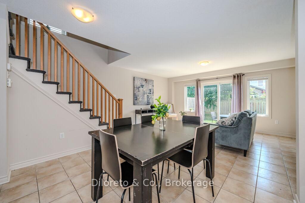 Photo 10 of 28 Waterford Drive, Guelph, Pineridge/Westminster Woods — HOMEH