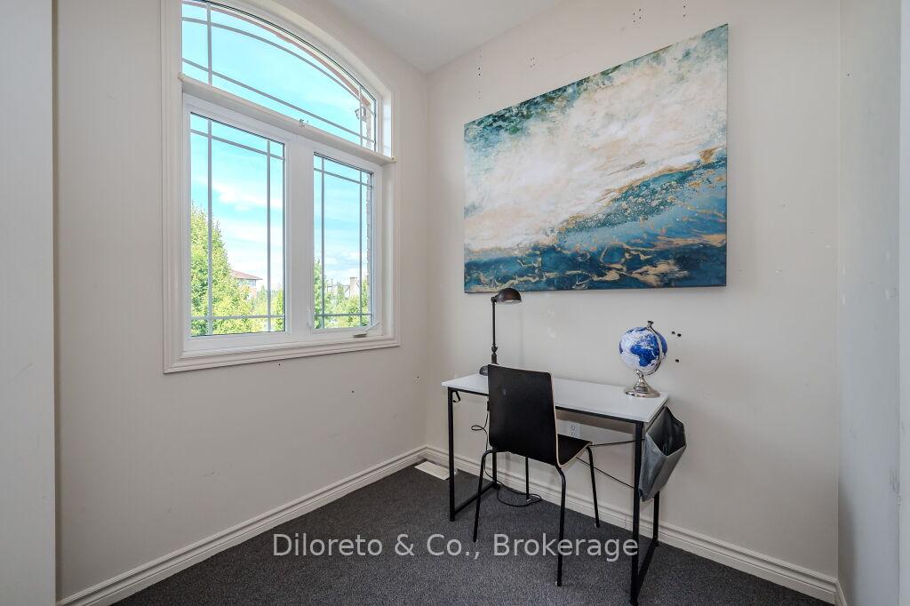 Photo 19 of 28 Waterford Drive, Guelph, Pineridge/Westminster Woods — HOMEH