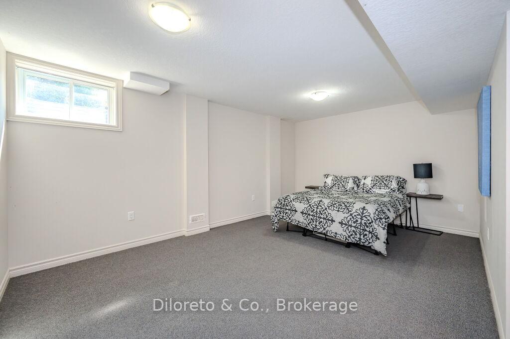 Photo 23 of 28 Waterford Drive, Guelph, Pineridge/Westminster Woods — HOMEH