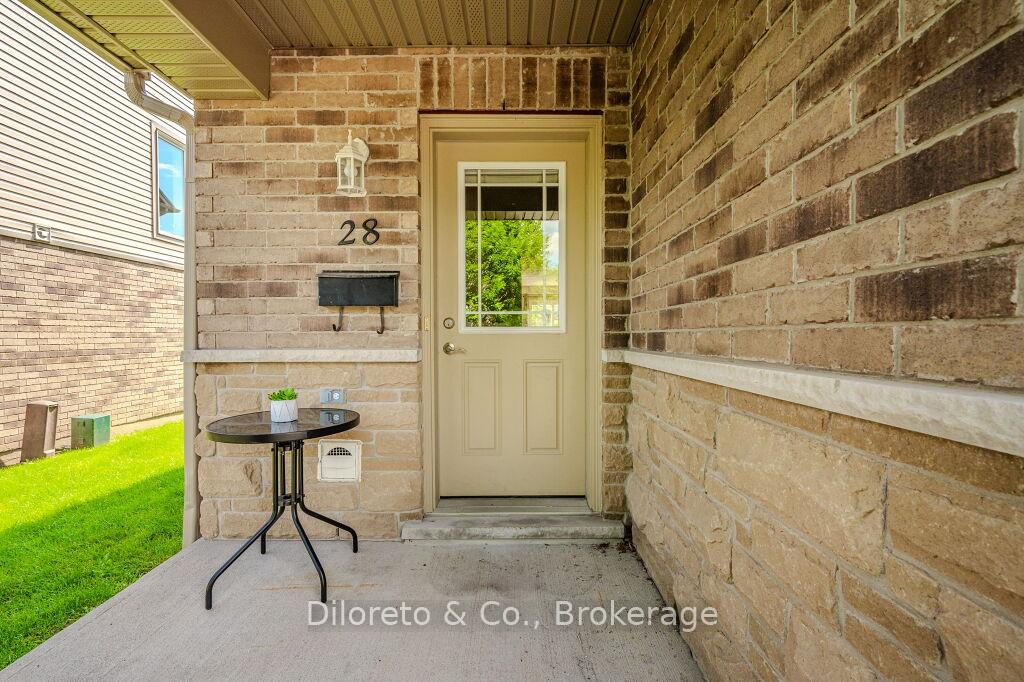 Photo 36 of 28 Waterford Drive, Guelph, Pineridge/Westminster Woods — HOMEH
