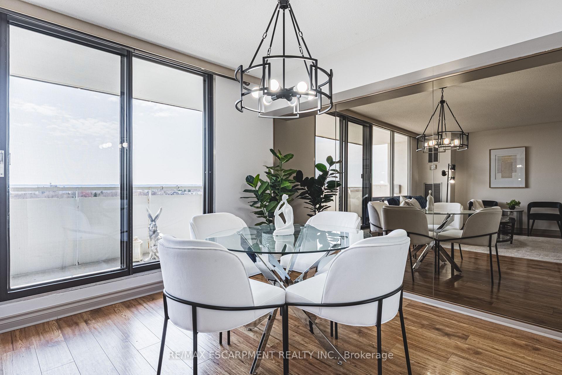 Photo 10 of Unit 706, 2055 Upper Middle Road, Burlington, Brant Hills — HOMEH