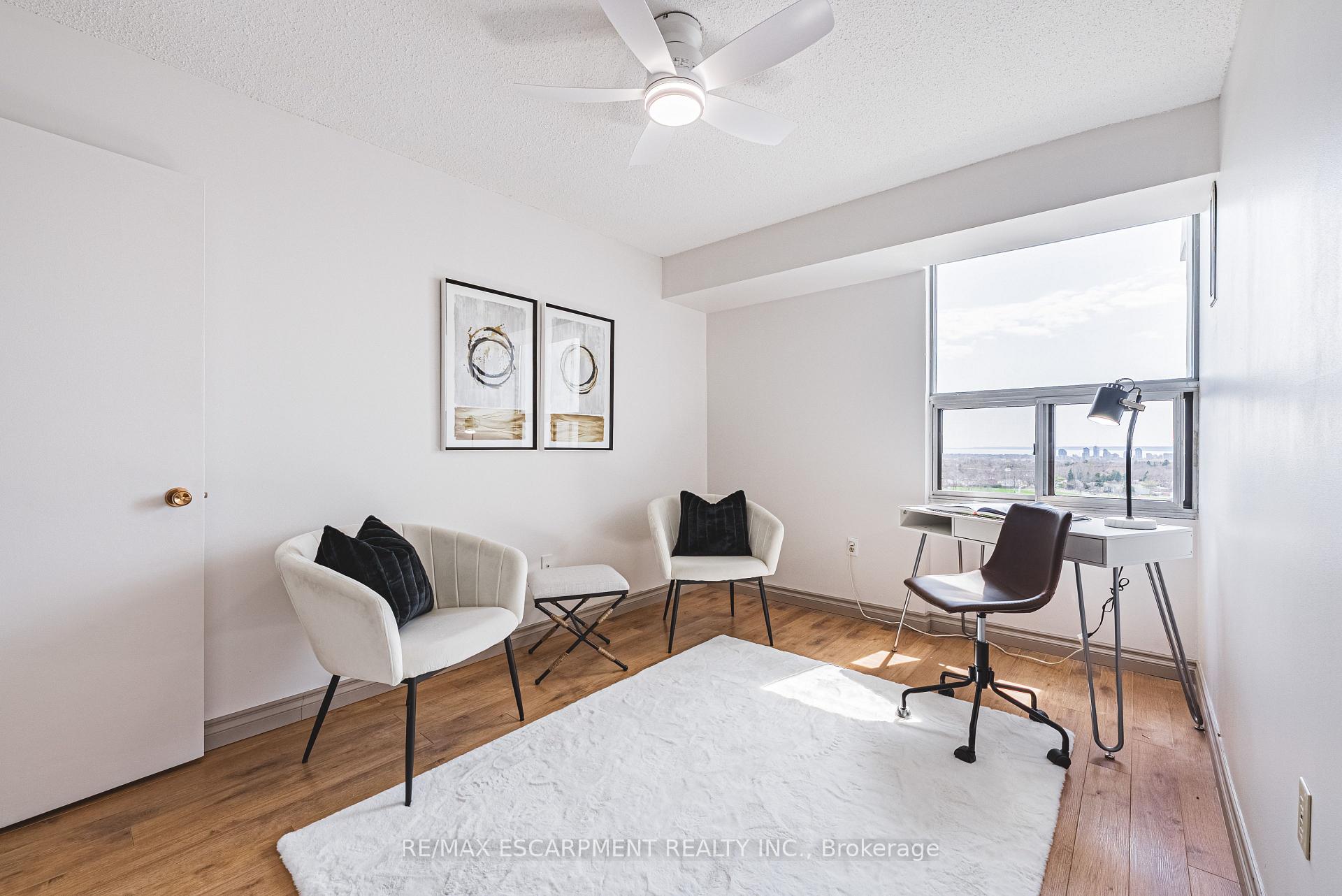 Photo 15 of Unit 706, 2055 Upper Middle Road, Burlington, Brant Hills — HOMEH