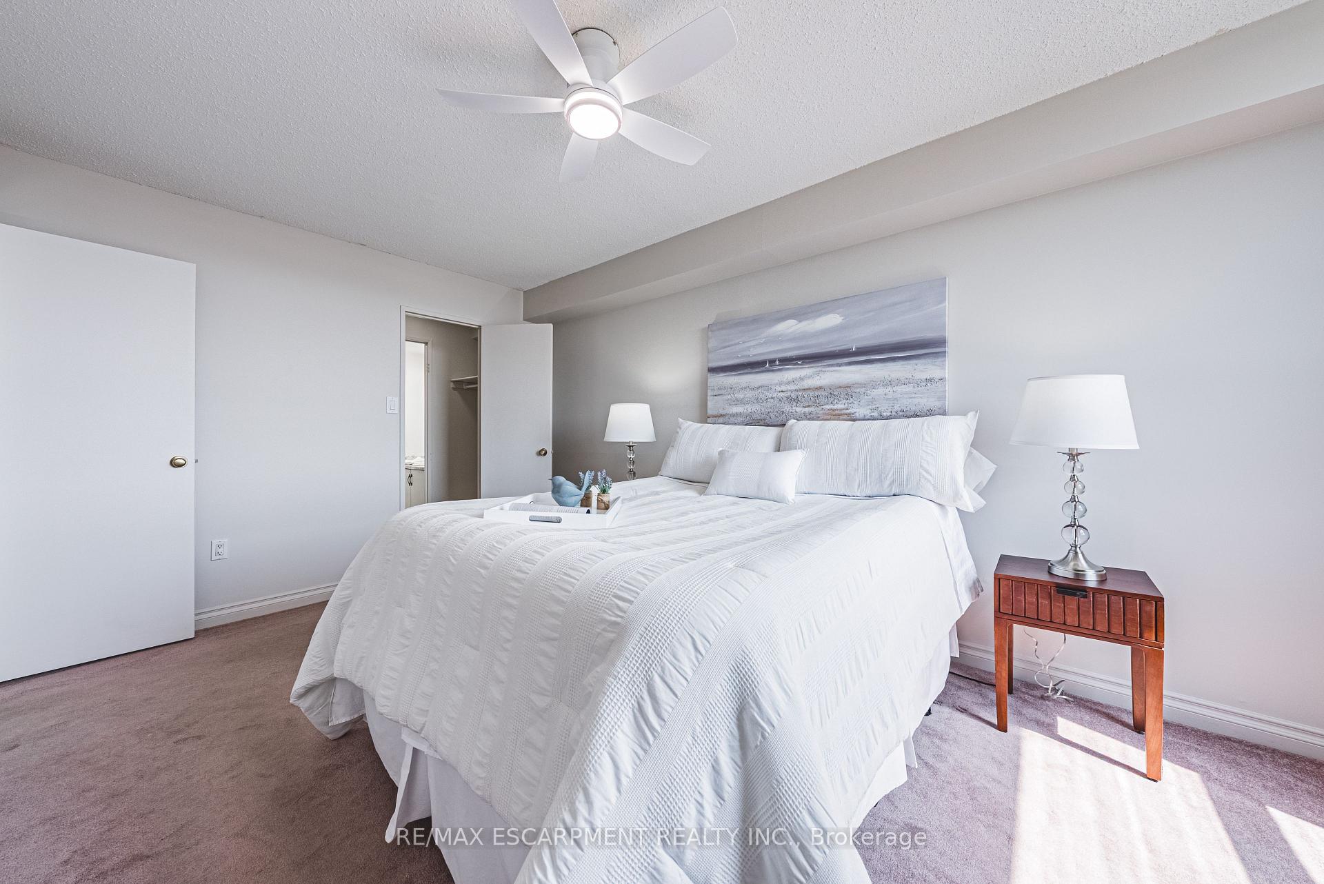 Photo 19 of Unit 706, 2055 Upper Middle Road, Burlington, Brant Hills — HOMEH
