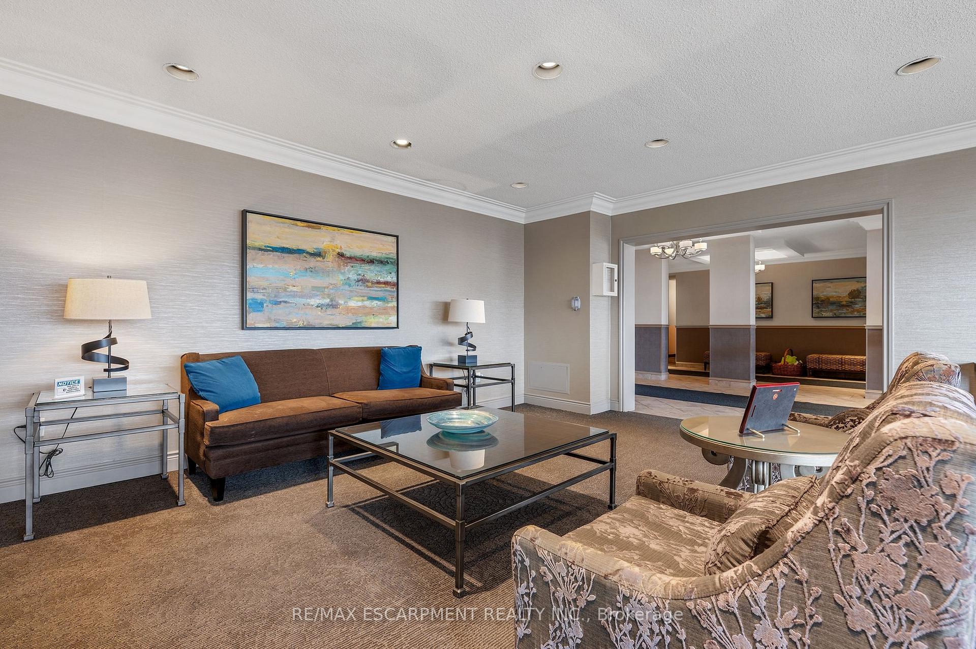 Photo 31 of Unit 706, 2055 Upper Middle Road, Burlington, Brant Hills — HOMEH