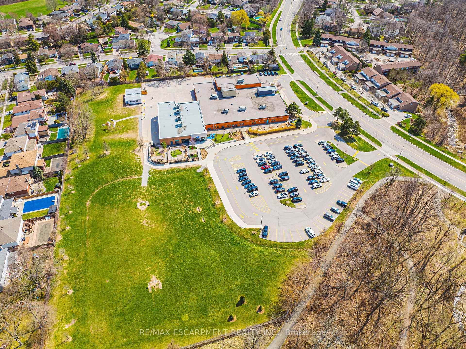 Photo 36 of Unit 706, 2055 Upper Middle Road, Burlington, Brant Hills — HOMEH