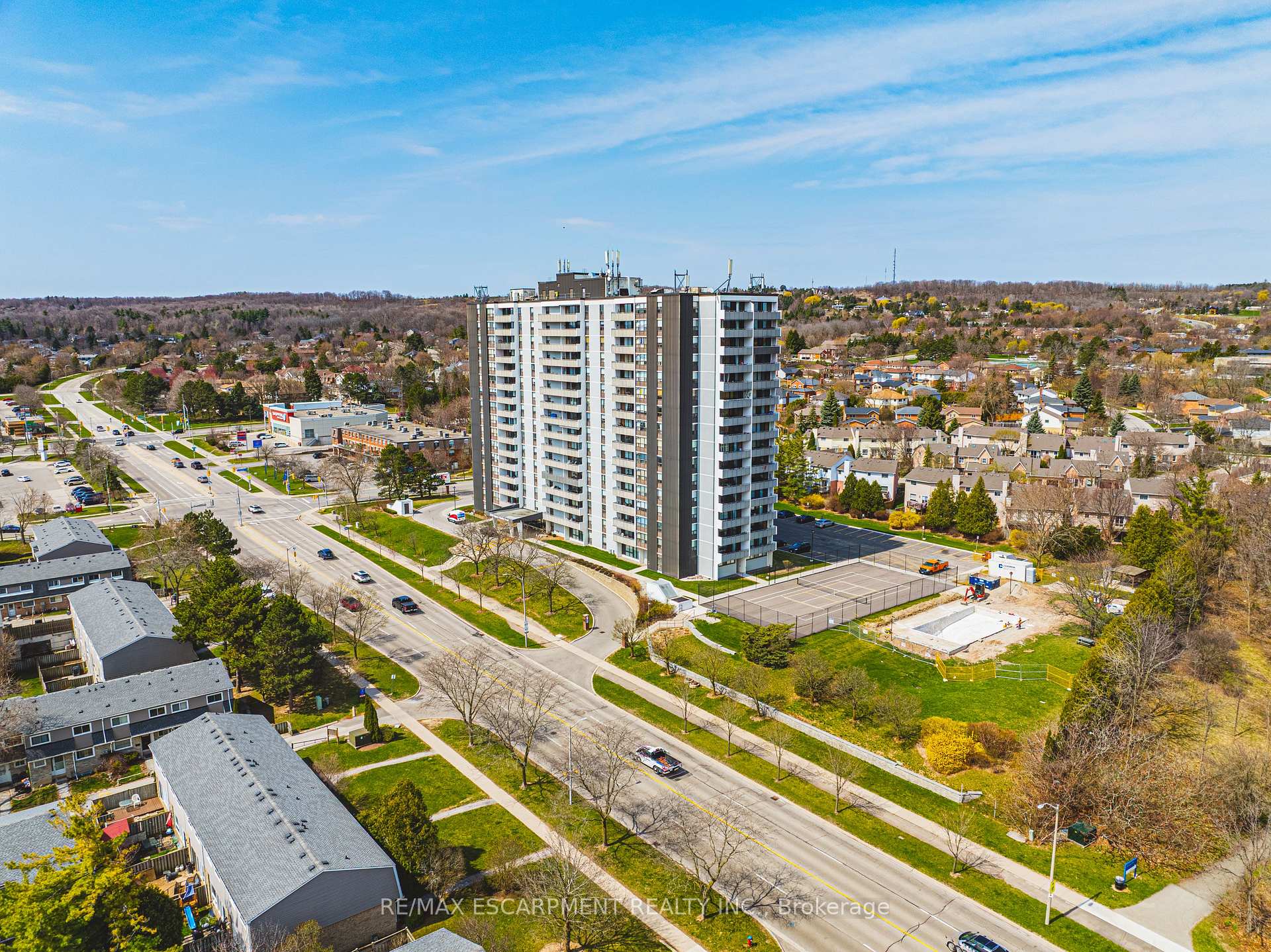 Photo 38 of Unit 706, 2055 Upper Middle Road, Burlington, Brant Hills — HOMEH