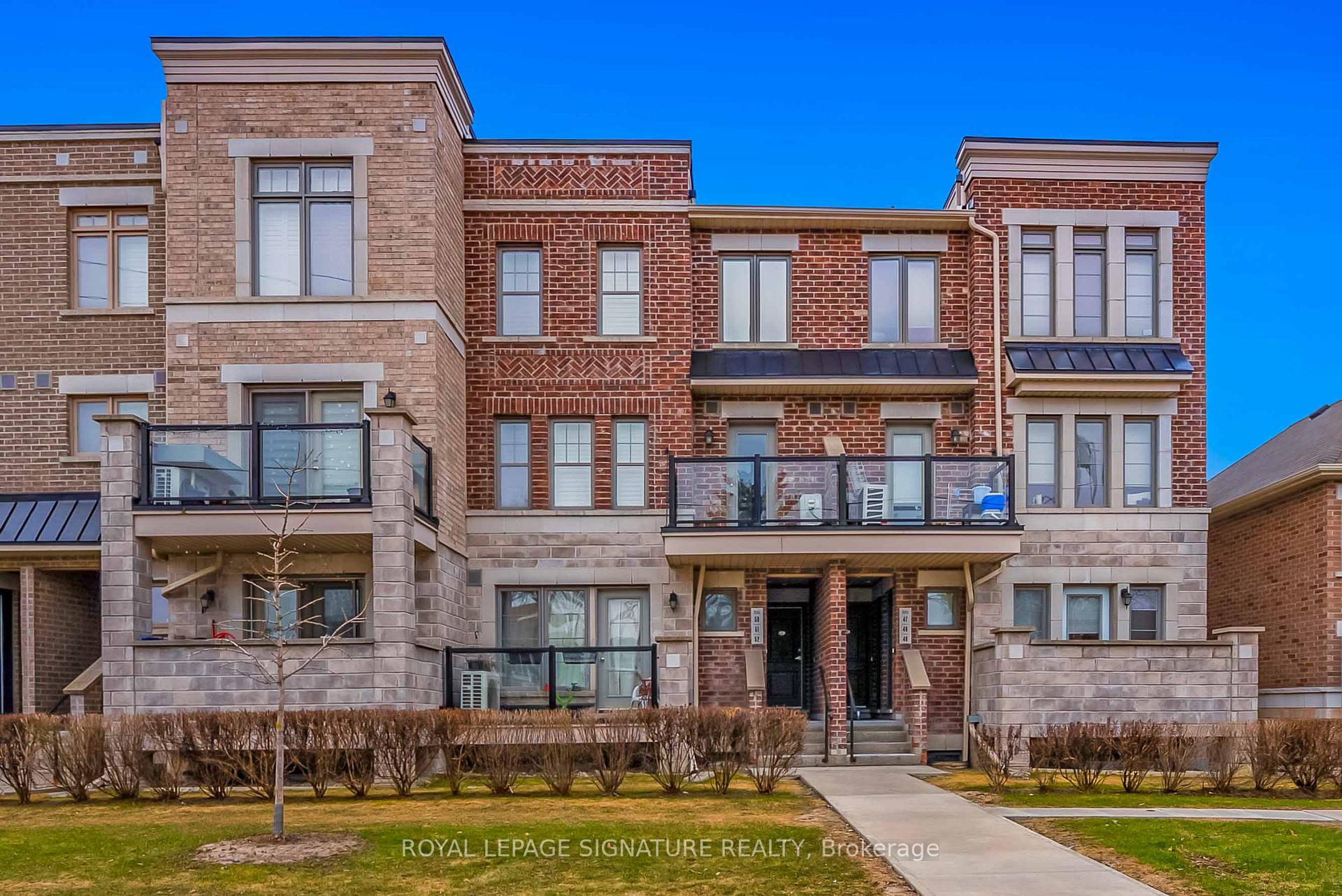 Front of Unit 50, 2315 Sheppard Avenue W