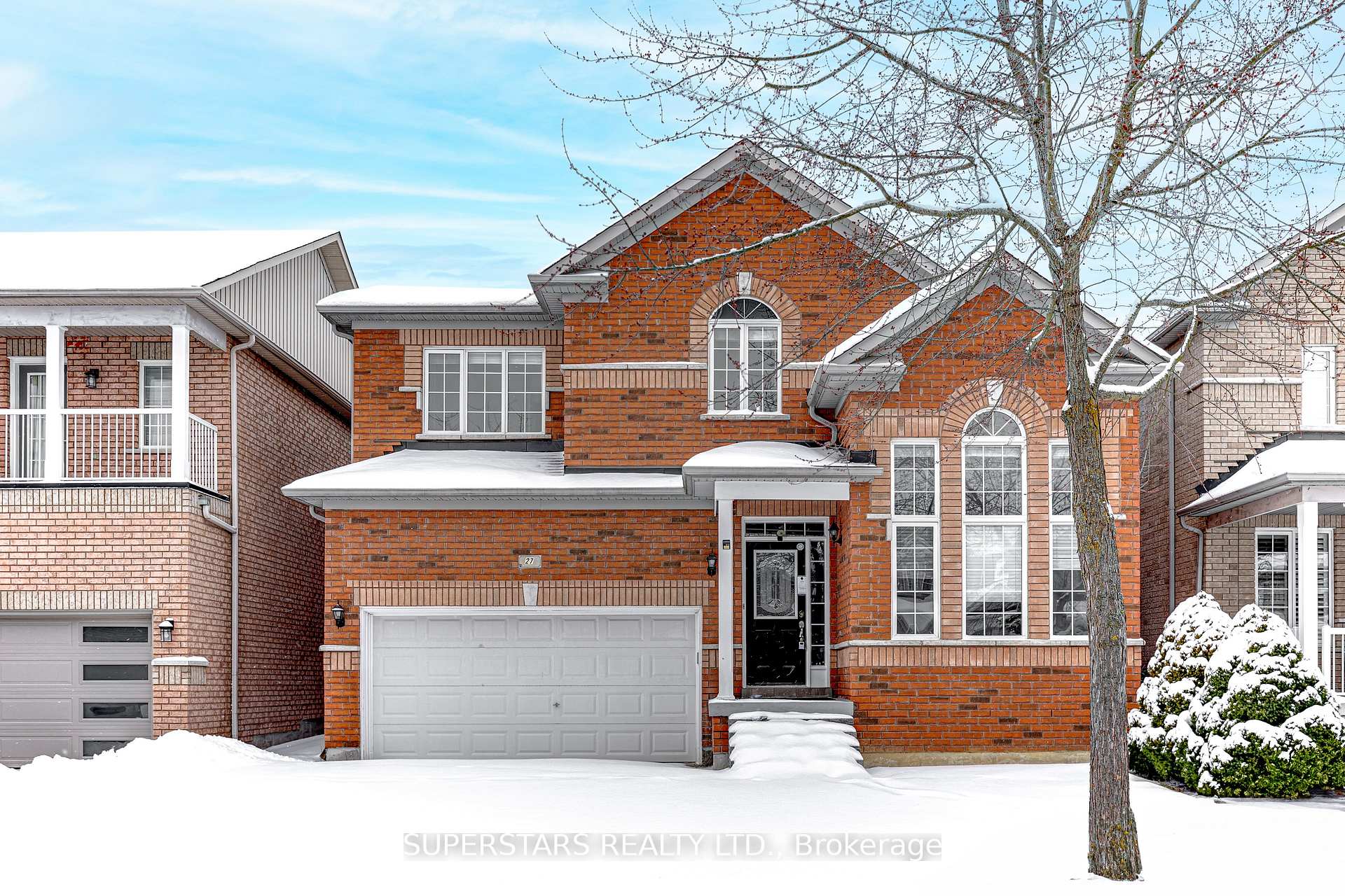 Front of 27 Valemount Way