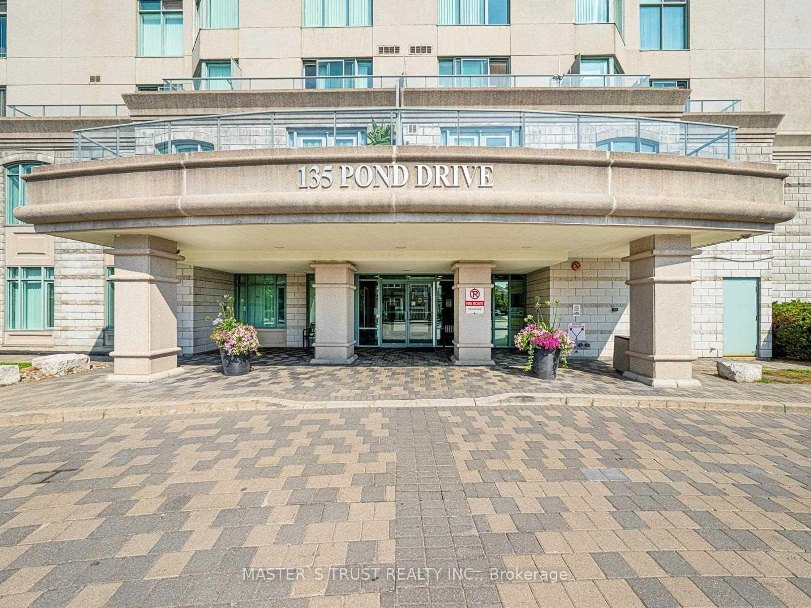 Photo 2 of Unit 909, 135 Pond Drive, Markham, Commerce Valley — HOMEH