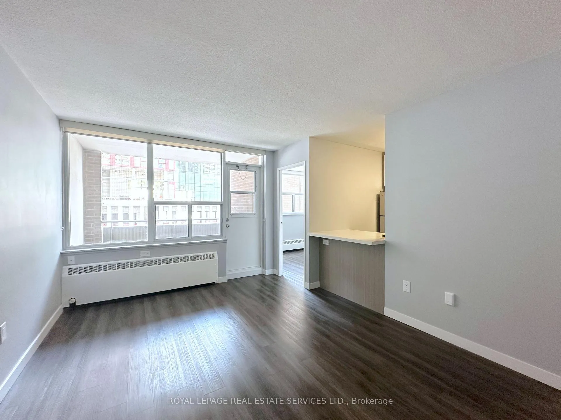 Photo 2 of Unit 715, 255 Main Street, Toronto, East End-Danforth — HOMEH