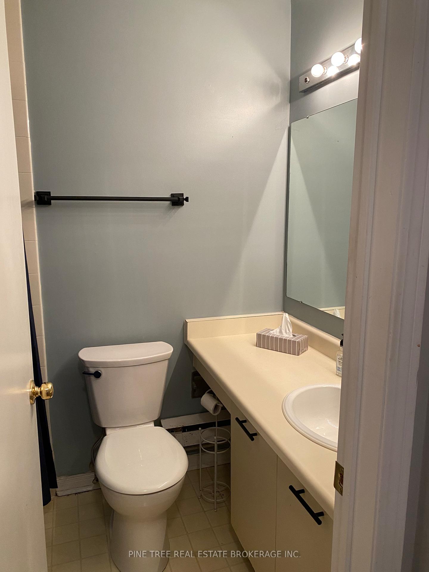 Photo 12 of Unit 3, 41 Laguna Parkway, Ramara, Brechin — HOMEH