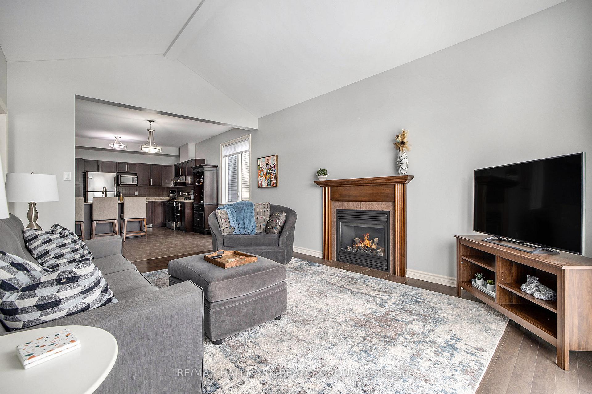 Photo 9 of 69 Mcgregor Street, Carleton Place — HOMEH