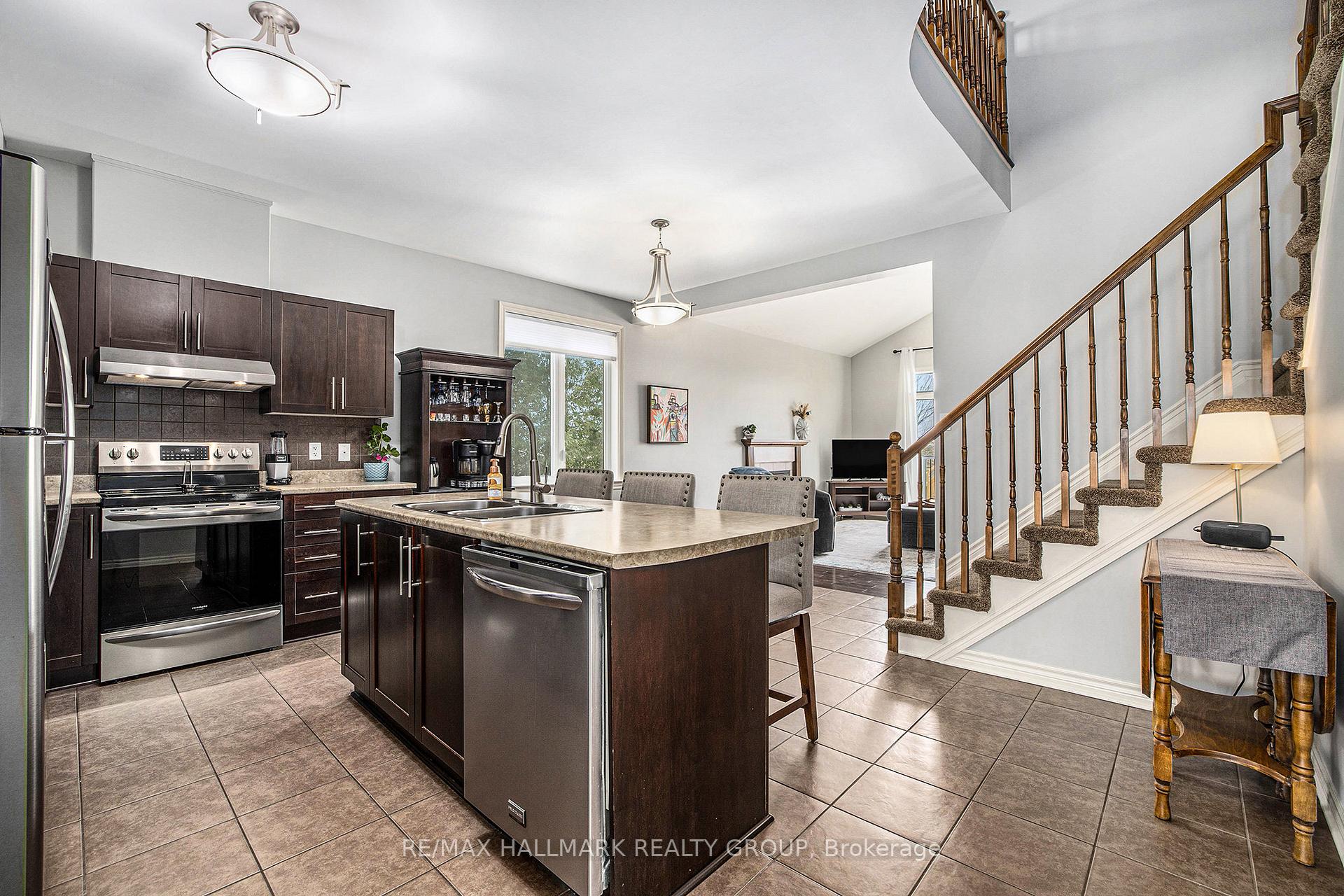 Photo 12 of 69 Mcgregor Street, Carleton Place — HOMEH