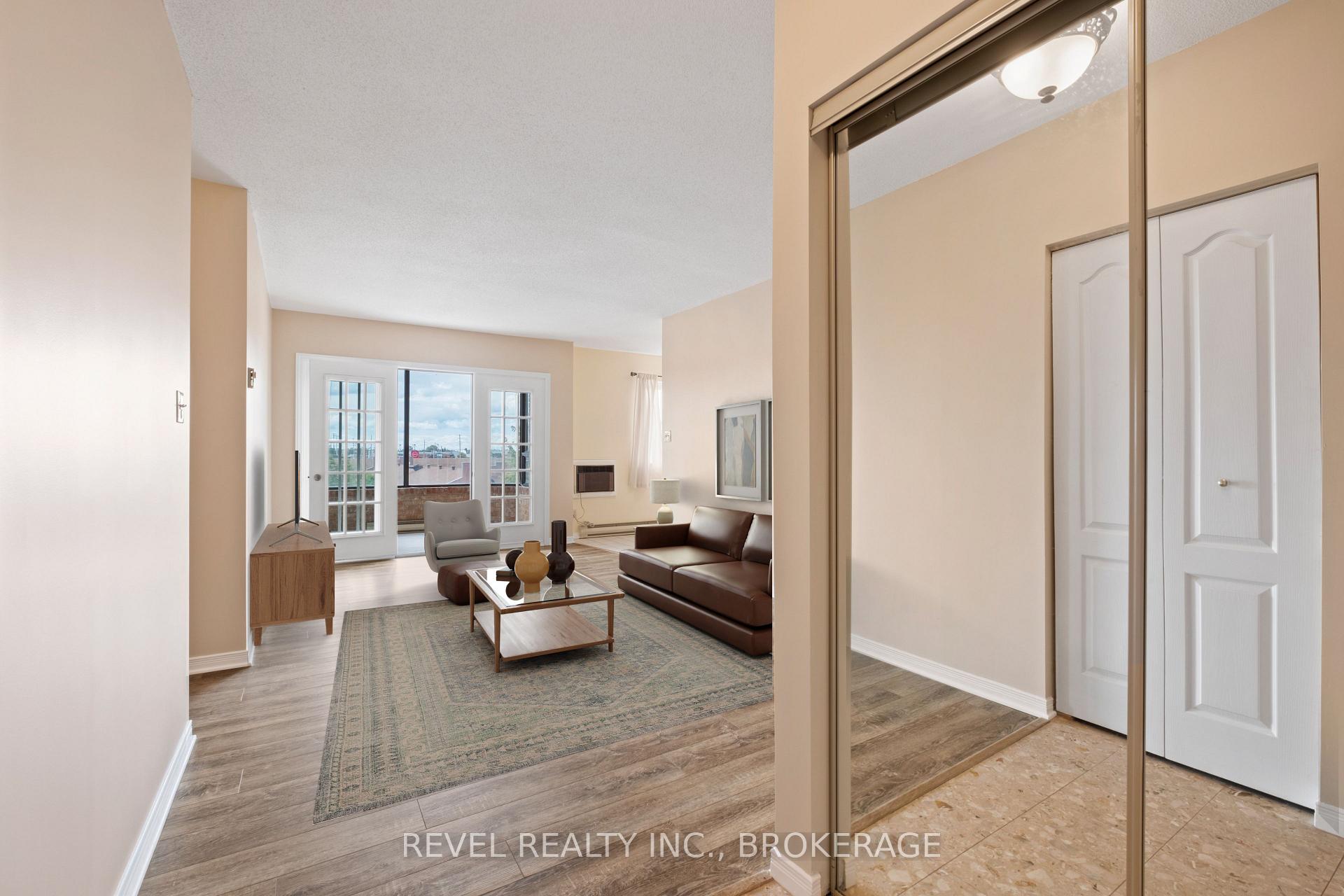 Photo 5 of Unit 402, 649 Davis Drive, Kingston, East Gardiners Rd — HOMEH