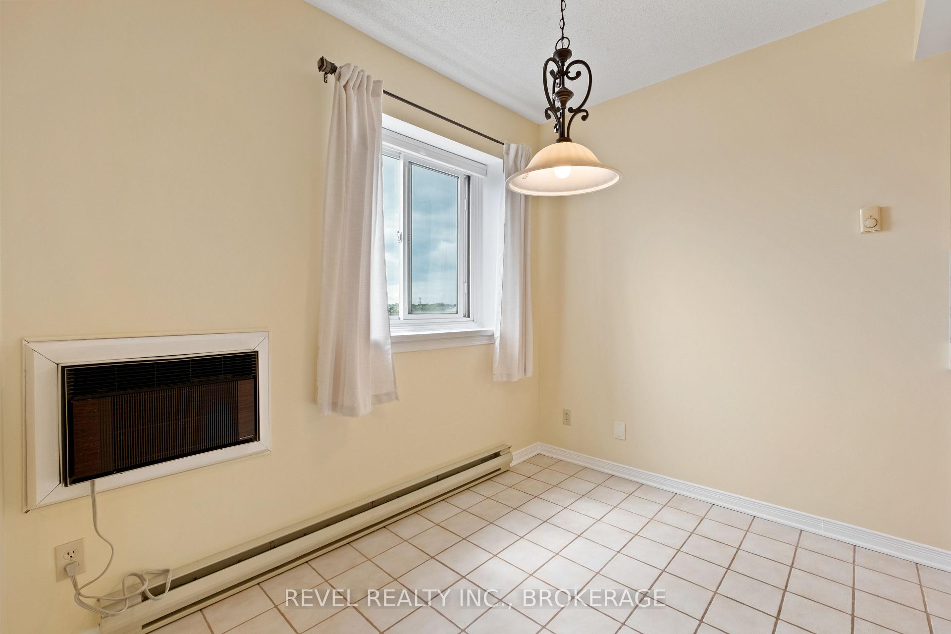 Photo 16 of Unit 402, 649 Davis Drive, Kingston, East Gardiners Rd — HOMEH
